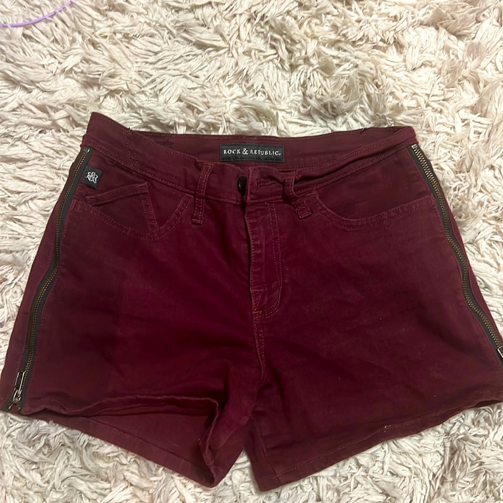 Denim shorts maroon size 6